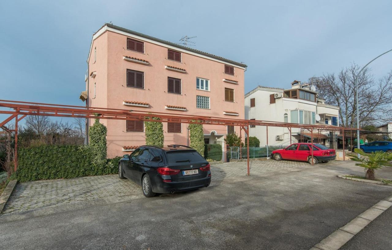 Apartment Roberto Punta Пореч Экстерьер фото